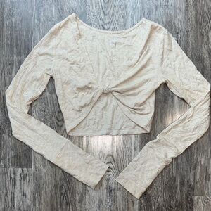 Aerie Ribbed Long Sleeve Twist Front Cropped Top ***
